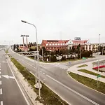 Groman Hotel 3*