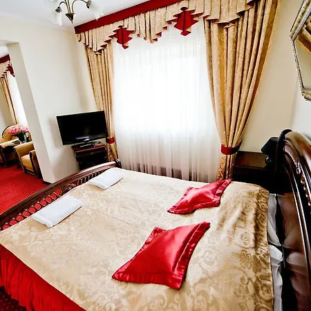 Groman فندق 3*