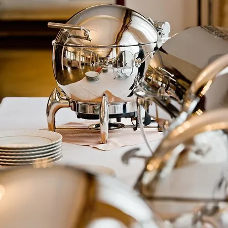 Groman Ξενοδοχείο